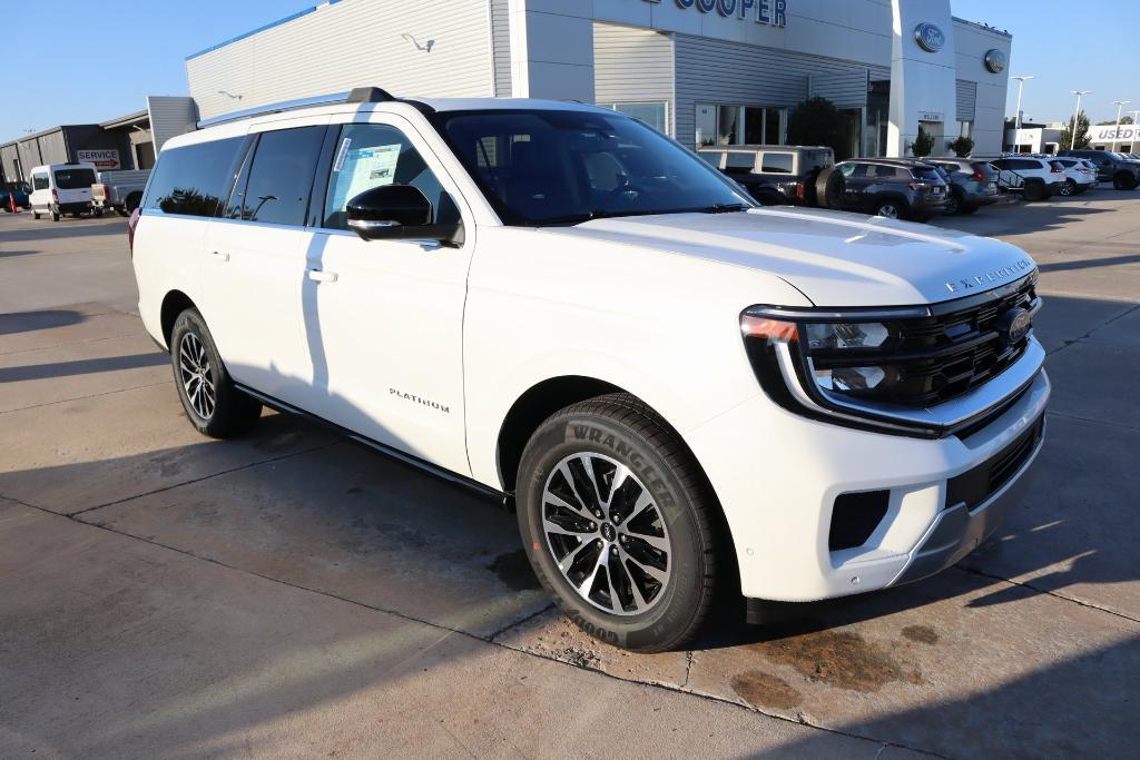 new 2025 Ford Expedition Max car, priced at $77,254