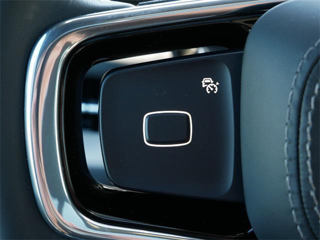 new 2025 Lincoln Navigator car, priced at $106,675