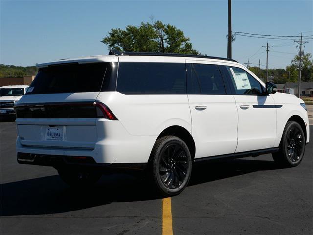 new 2025 Lincoln Navigator car, priced at $106,675