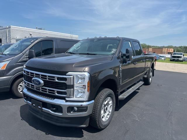 new 2025 Ford F-350 car, priced at $60,101