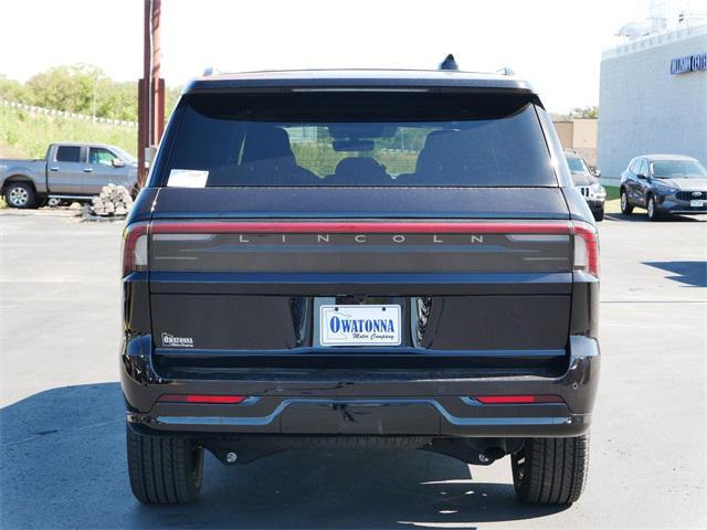 new 2025 Lincoln Navigator car, priced at $106,190