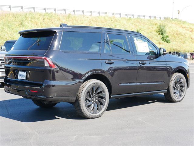new 2025 Lincoln Navigator car, priced at $106,190