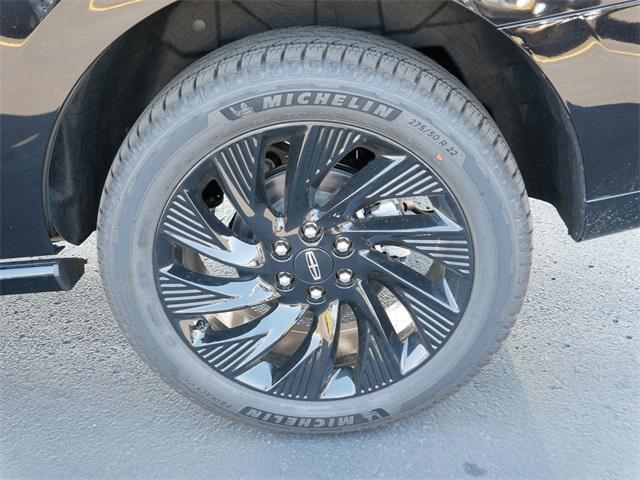 new 2025 Lincoln Navigator car, priced at $106,190