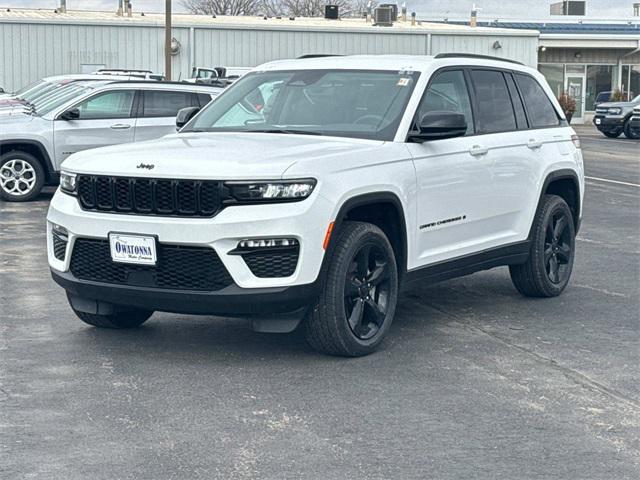 used 2023 Jeep Grand Cherokee car, priced at $31,999