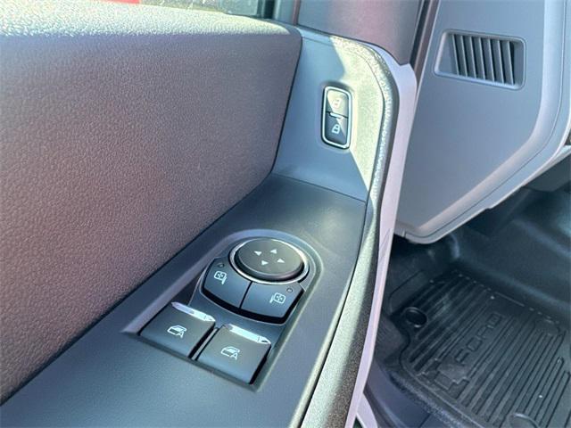 new 2025 Ford F-250 car, priced at $59,072