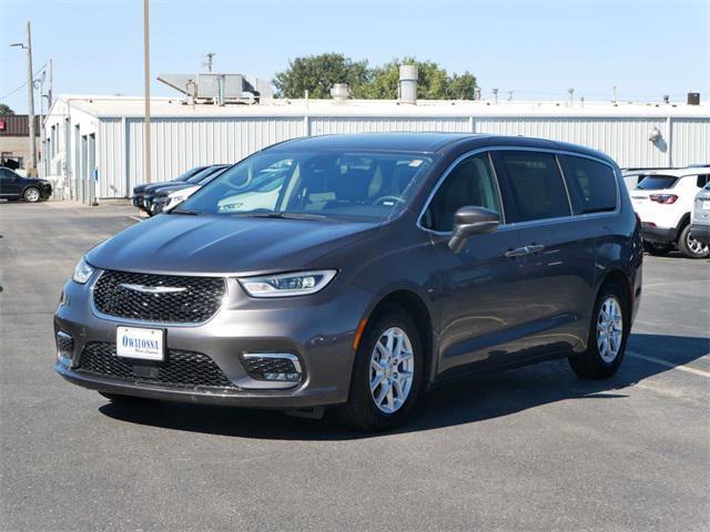 used 2023 Chrysler Pacifica car, priced at $26,499