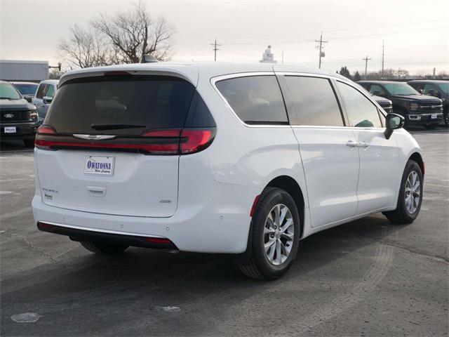 new 2025 Chrysler Pacifica car, priced at $44,503