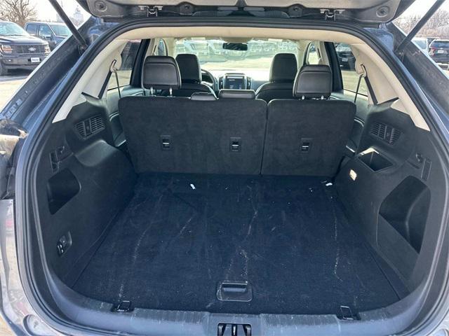used 2023 Ford Edge car, priced at $22,999
