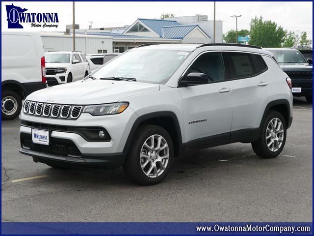 new 2024 Jeep Compass car, priced at $30,832