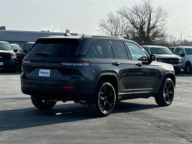 new 2025 Jeep Grand Cherokee car, priced at $48,655