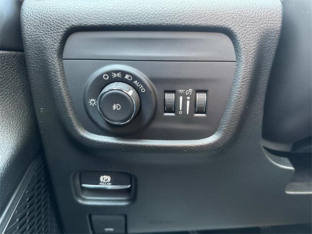 new 2025 Jeep Grand Cherokee car, priced at $47,791