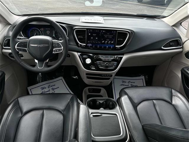 used 2023 Chrysler Pacifica car, priced at $23,999