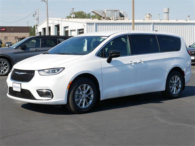 new 2026 Chrysler Pacifica car, priced at $46,663