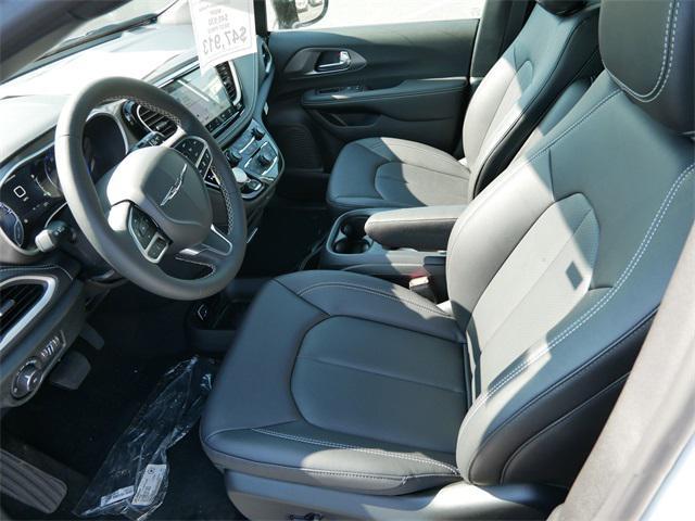 new 2026 Chrysler Pacifica car, priced at $46,663