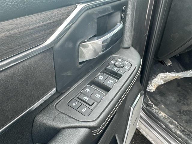 new 2025 Ram 3500 car, priced at $77,452