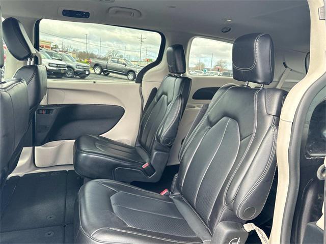 used 2023 Chrysler Pacifica car, priced at $23,999