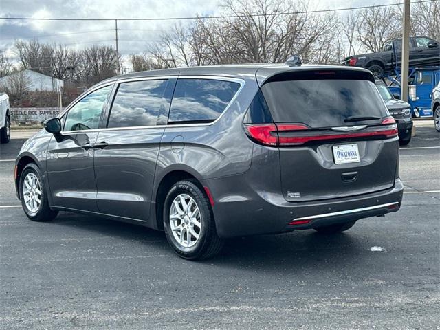 used 2023 Chrysler Pacifica car, priced at $23,999