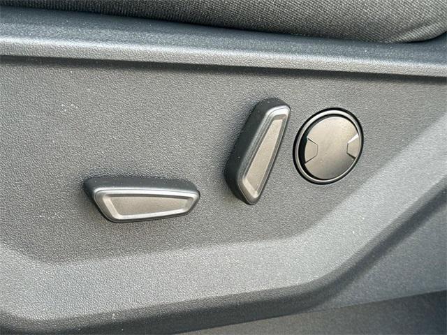 new 2025 Ford F-150 car, priced at $59,907