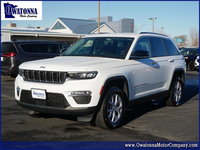 used 2022 Jeep Grand Cherokee car, priced at $29,999