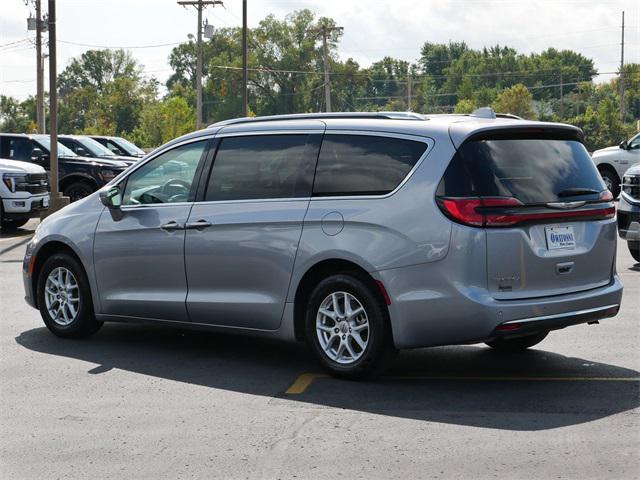 used 2021 Chrysler Pacifica car, priced at $17,499