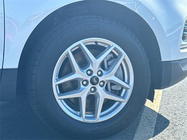used 2024 Ford Edge car, priced at $26,999
