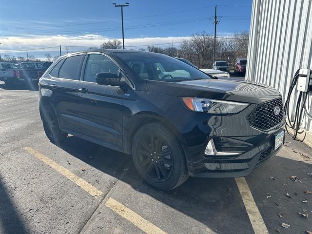 used 2023 Ford Edge car, priced at $29,999