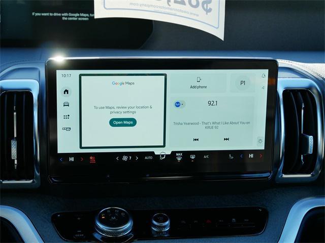 new 2025 Ford Expedition car, priced at $82,872