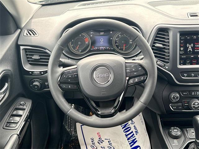 used 2023 Jeep Cherokee car, priced at $25,499
