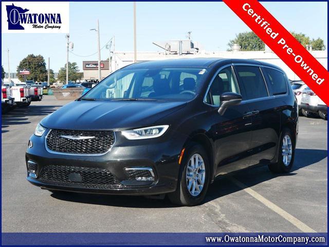 used 2023 Chrysler Pacifica car, priced at $22,899