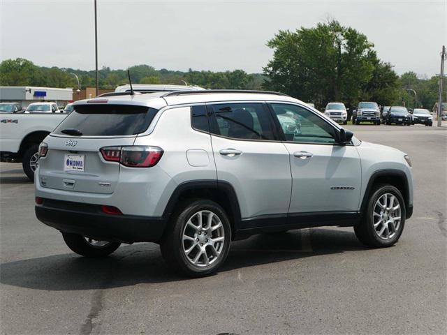 new 2024 Jeep Compass car, priced at $33,161