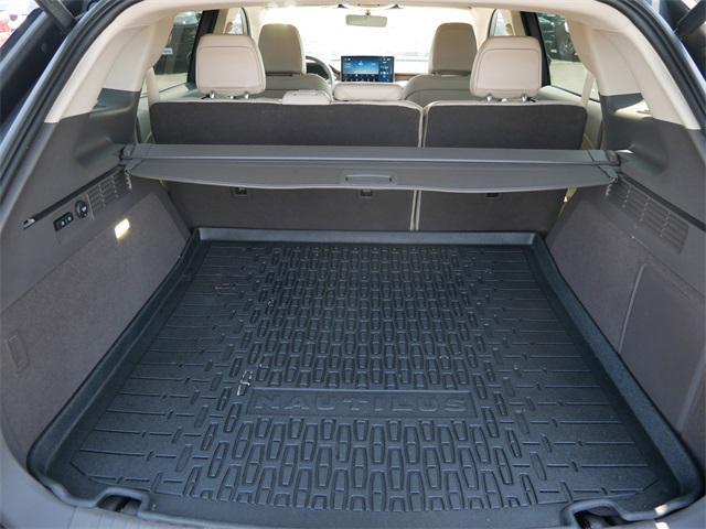 used 2023 Lincoln Nautilus car, priced at $42,999