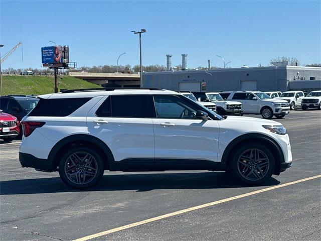 new 2025 Ford Explorer car, priced at $54,644