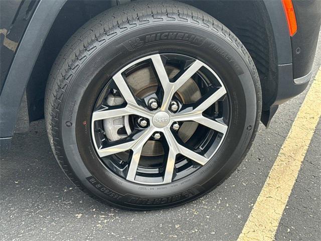 used 2024 Jeep Grand Cherokee L car, priced at $38,999