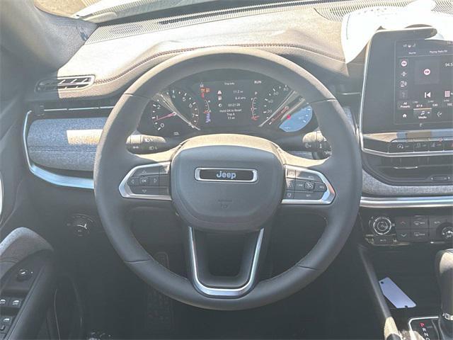 new 2025 Jeep Compass car, priced at $32,047