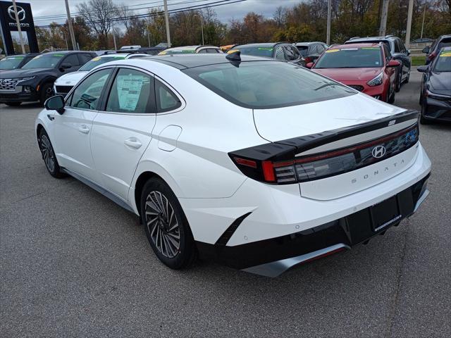 new 2025 Hyundai Sonata Hybrid car, priced at $39,625