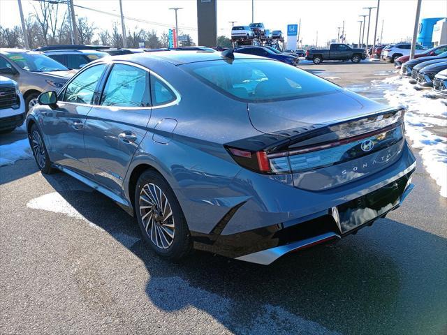 new 2025 Hyundai Sonata Hybrid car, priced at $38,099