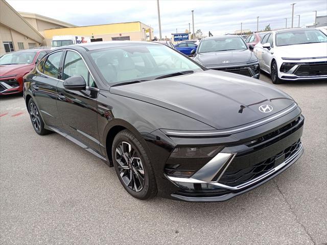 new 2025 Hyundai Sonata car, priced at $30,950