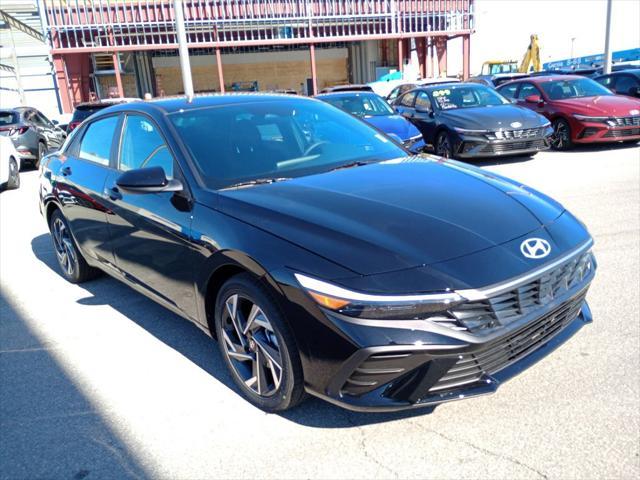 new 2025 Hyundai Elantra car, priced at $24,021