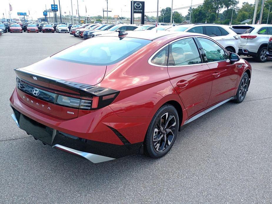 new 2024 Hyundai Sonata car, priced at $29,489