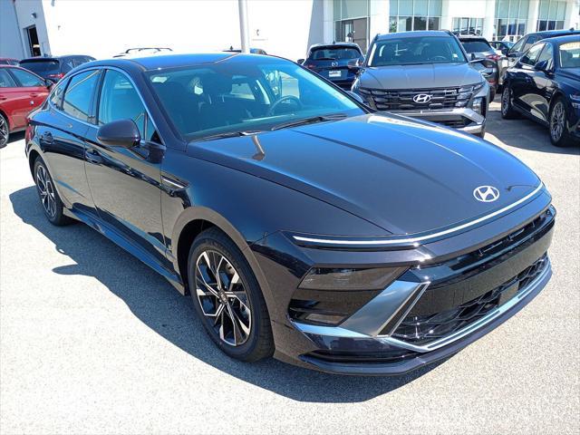 new 2025 Hyundai Sonata car, priced at $29,721