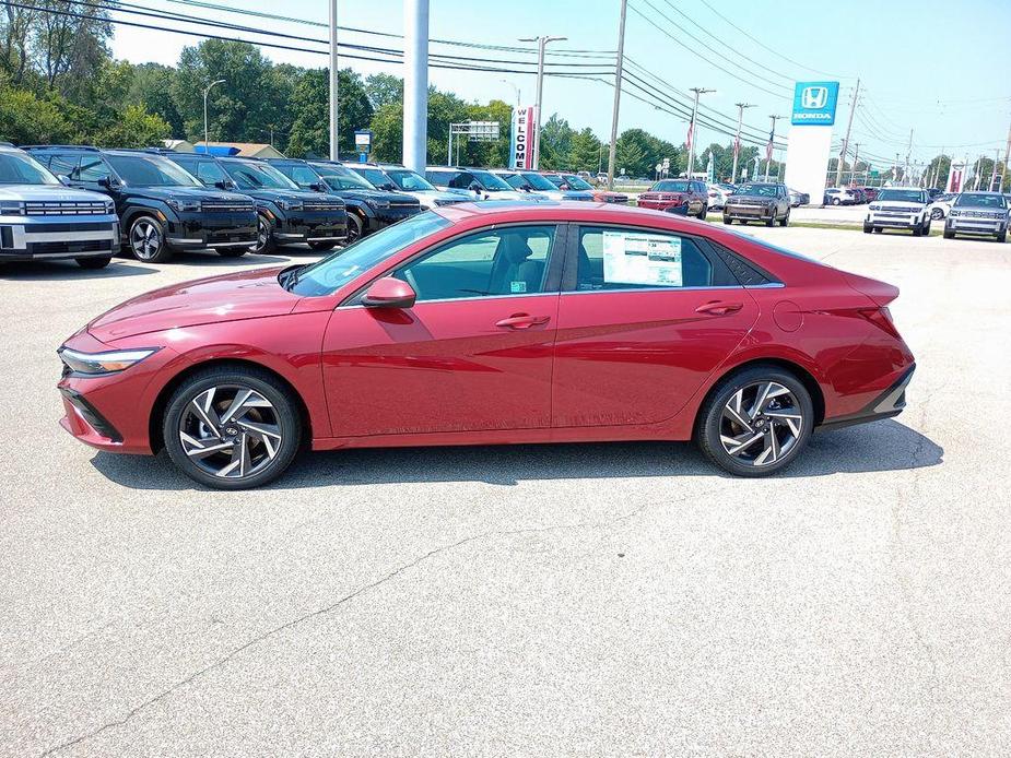 new 2024 Hyundai Elantra car, priced at $26,057