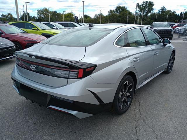 new 2024 Hyundai Sonata car, priced at $27,826