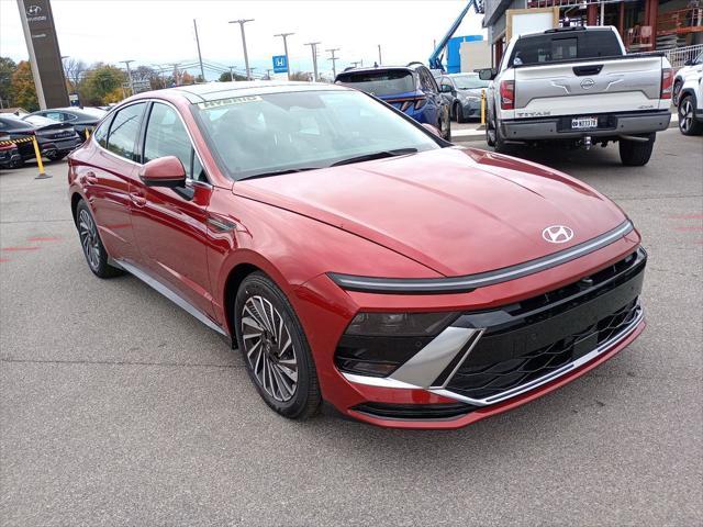 new 2025 Hyundai Sonata Hybrid car, priced at $38,546