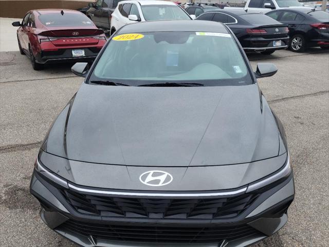 used 2024 Hyundai Elantra car