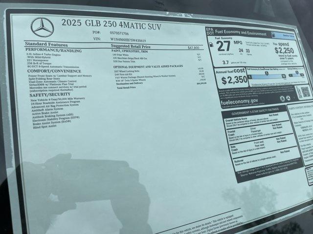 new 2025 Mercedes-Benz GLB 250 car