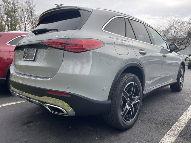 new 2026 Mercedes-Benz GLC 300 car
