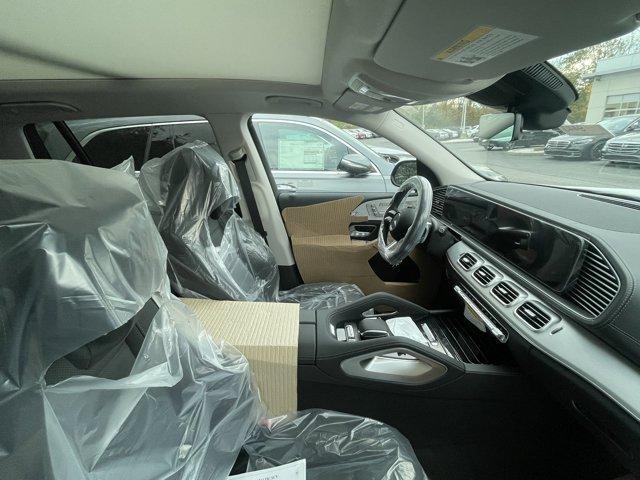 new 2026 Mercedes-Benz GLS 450 car