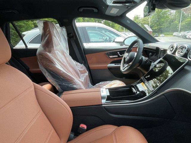 new 2025 Mercedes-Benz GLC 350e car