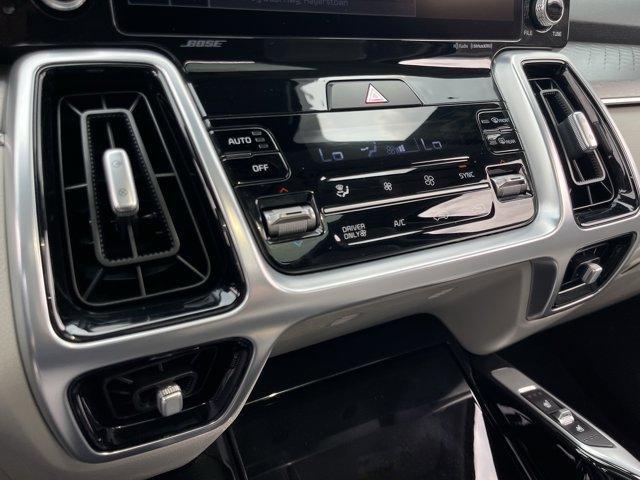 used 2022 Kia Sorento Plug-In Hybrid car, priced at $28,788
