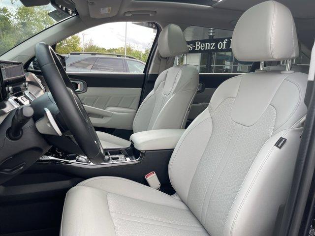 used 2022 Kia Sorento Plug-In Hybrid car, priced at $28,788